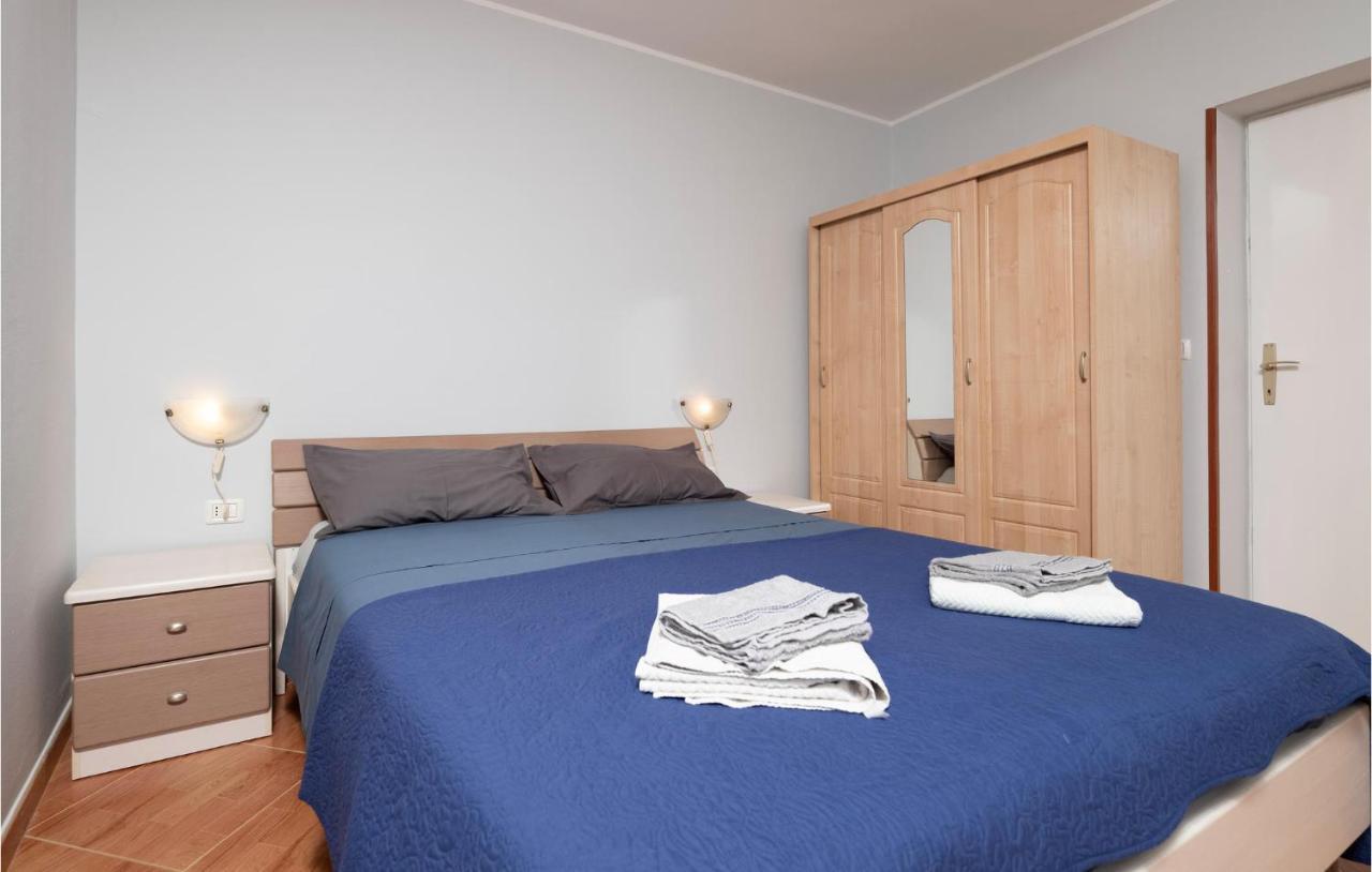 Apartment Peruski VI Bagian luar foto