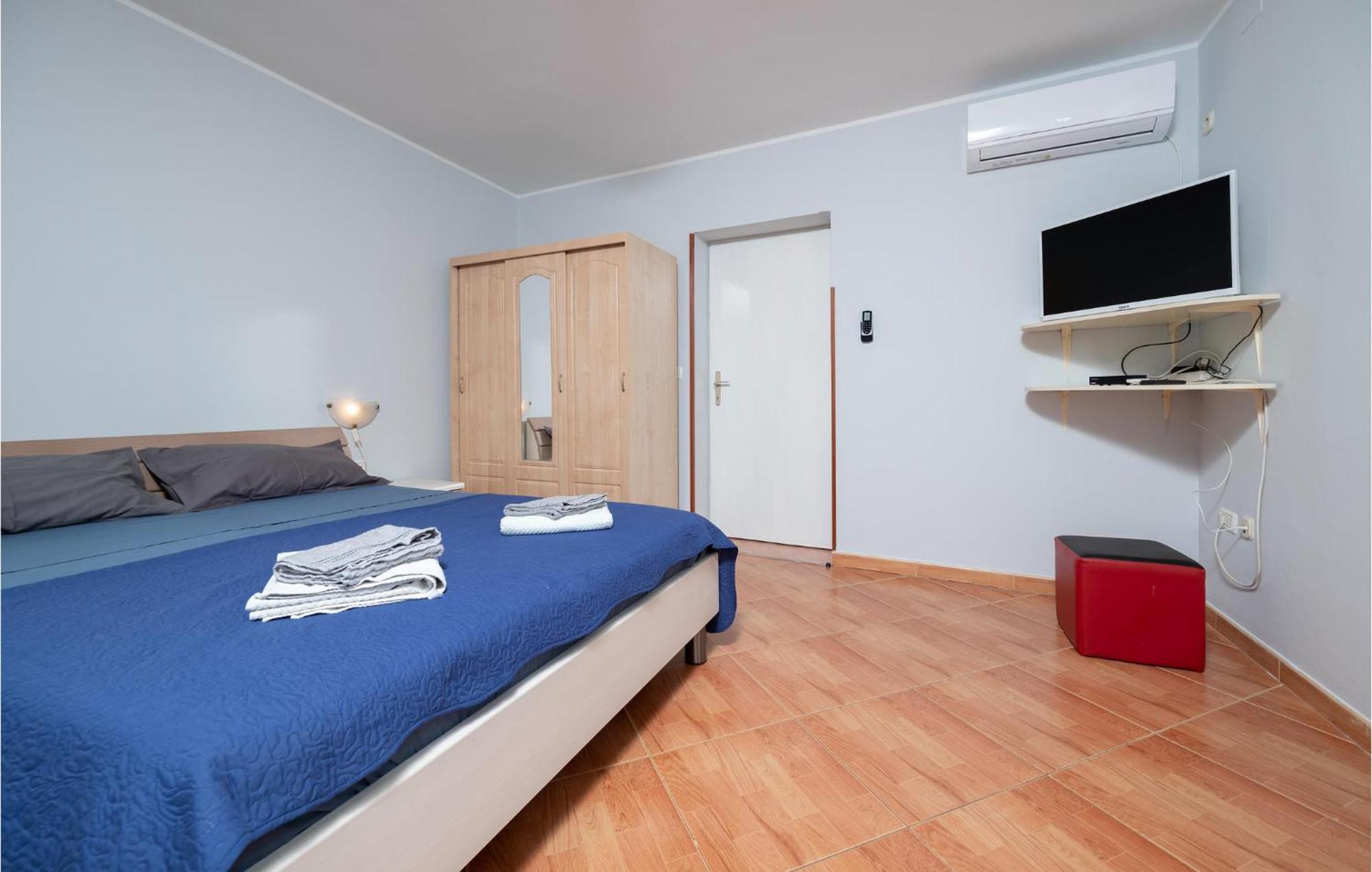 Apartment Peruski VI Bagian luar foto